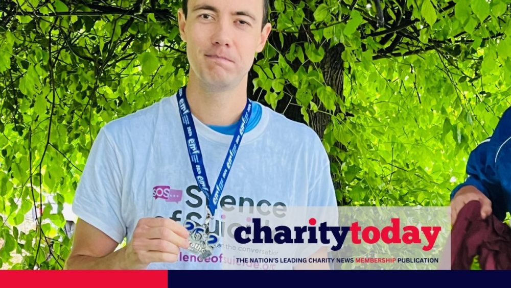 Volunteer powers through to raise £2100 in Edinburgh Marathon